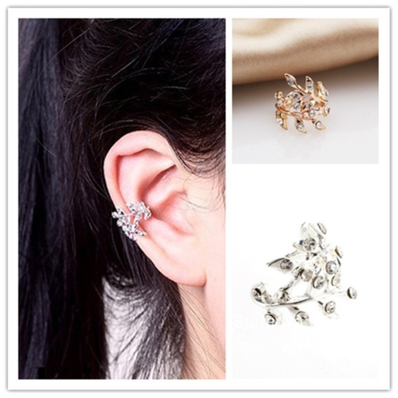Kathrono Jewelry - 🍃 Awesome Pierce-less leaf vine ear cuff in gold or silver 🍃
